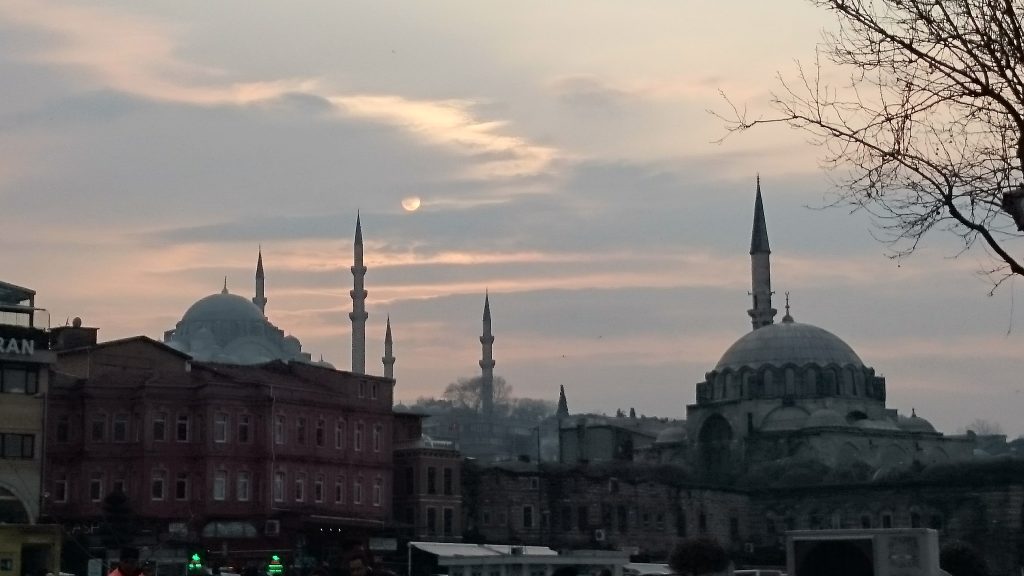 Istanbul, Europe meets Asia | Justmytravel