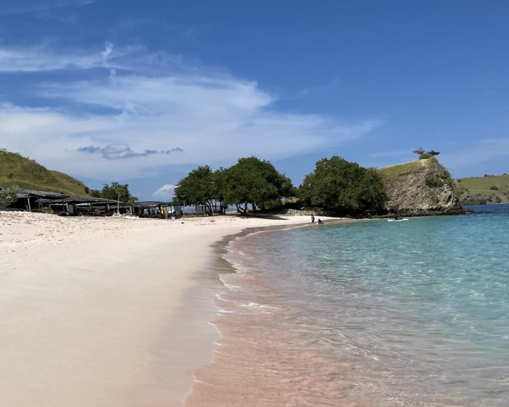 Pink Beach Komodo